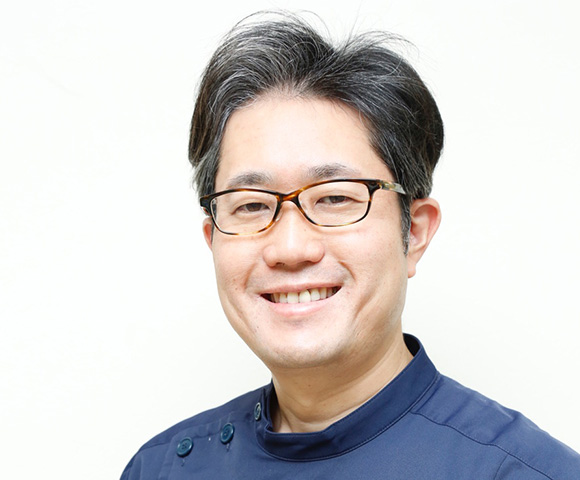 院長　小野  晴彦